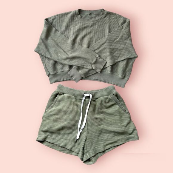 Aerie Corded Cropped Crew Sweatshirt - Green, XS - Picture 3 of 3